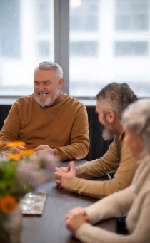 elder-group-friends-partying